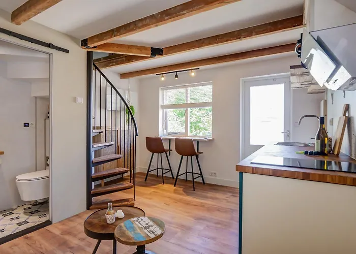 Tiny Beachhouse * بيتين