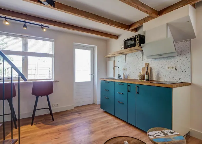 بيت للعطل Tiny Beachhouse بيتين